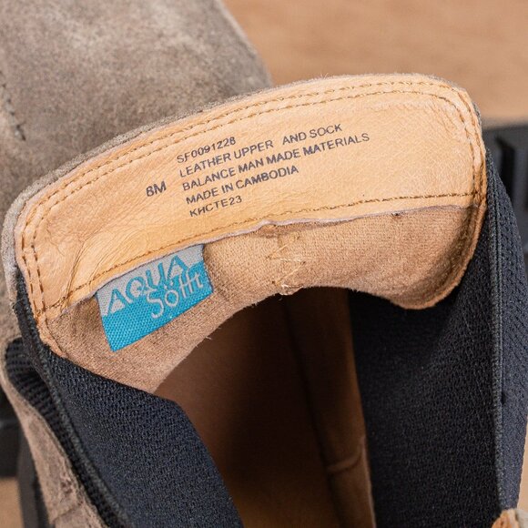 Sofft Women Samira Grey Distressed Suede Chelsea Lug Ankle Boots size 8 - Picture 7 of 8